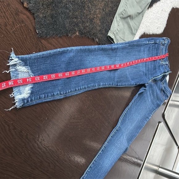 Abercrombie & Fits jeans,  size 25,  super sexy and comfortable jeans - Picture 9 of 9